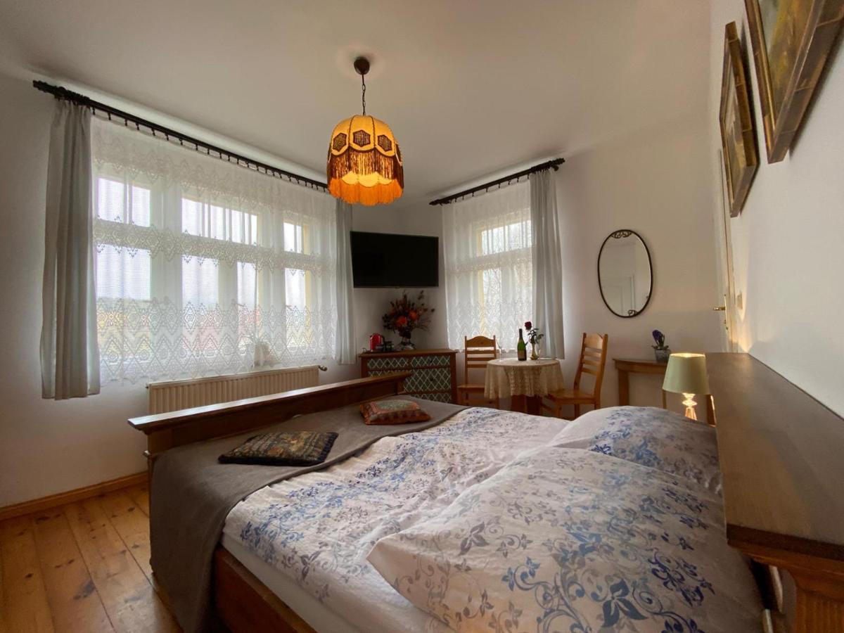 Villa Parkowa 5 Świeradów-Zdrój Exteriör bild